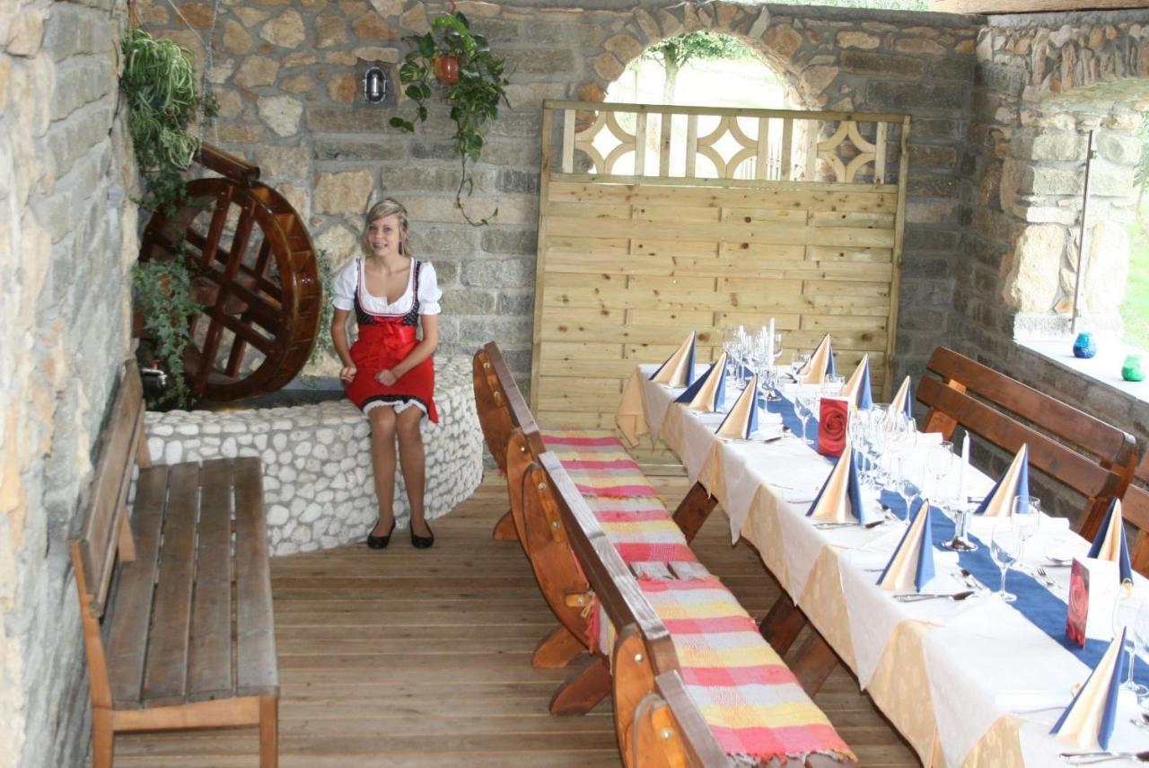 Landhotel Erhardt Bad Waltersdorf Kültér fotó